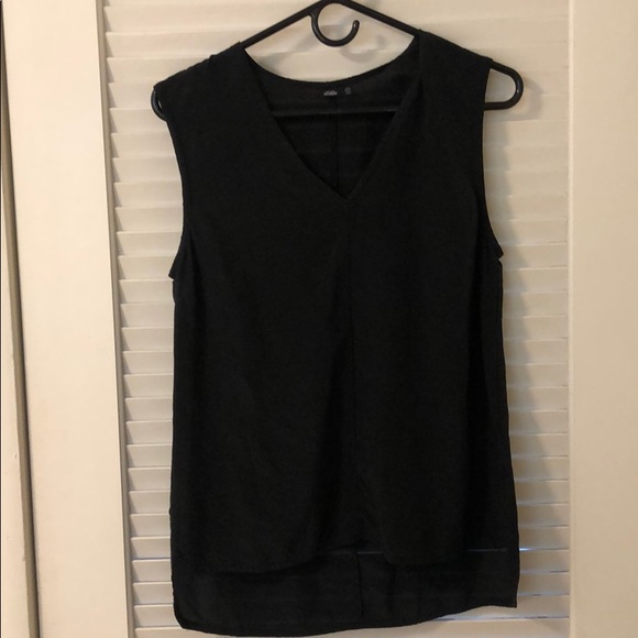 Kate Spade Saturday black V-neck tank - Picture 1 of 2